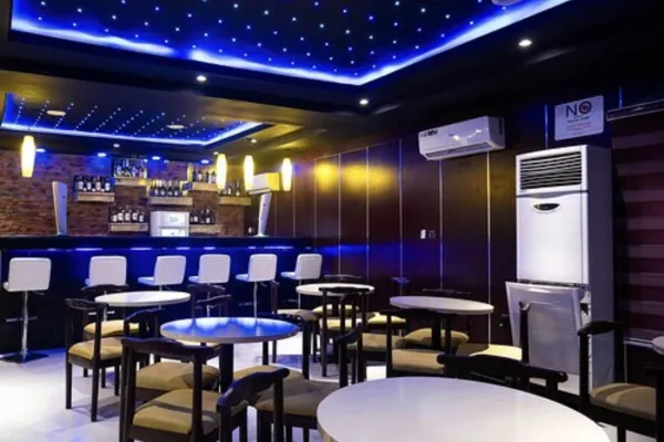 Bar Lounge