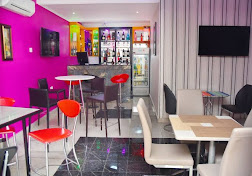 Restaurant/Bar