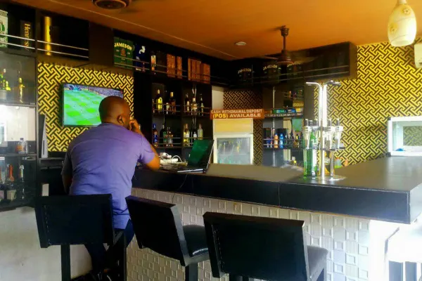 Bar