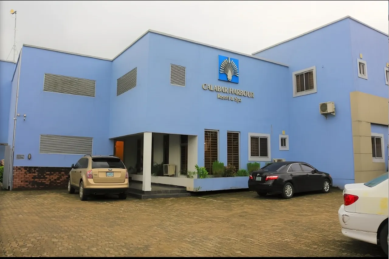 Hotel Building
