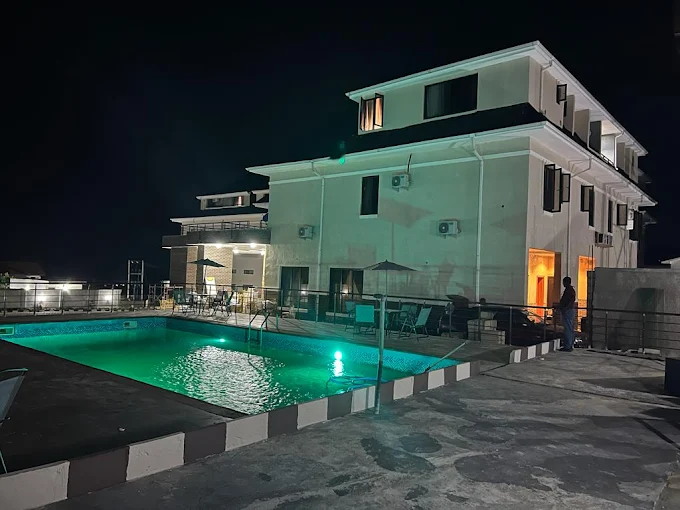 Hotel Building