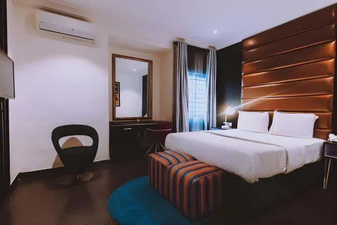 Executive Room