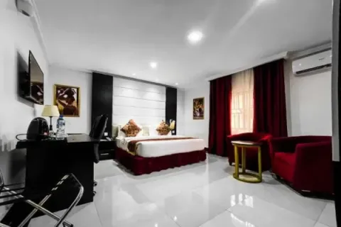 King's Deluxe