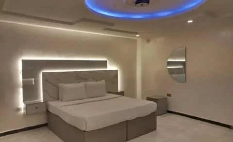 Mayor Room