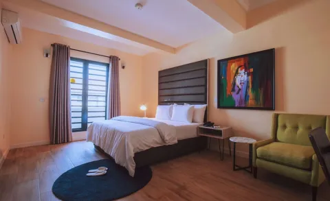 Studio Room
