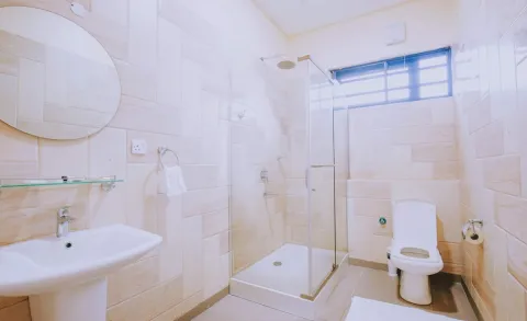 Toilet & Bath