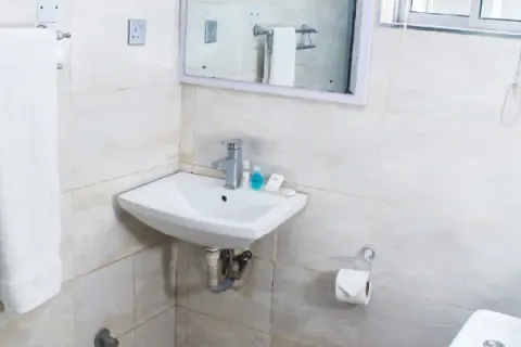 Toilet & Bath