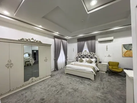 Diamond Suite