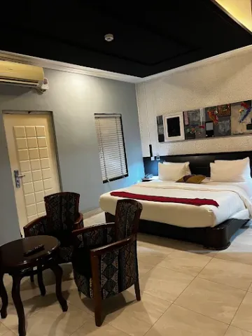Executive Room