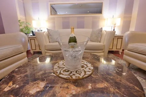 Signature Suite