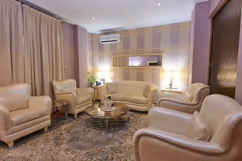Signature Suite